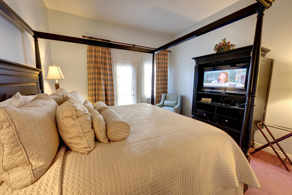The Woodlawn Inn Кобург Екстериор снимка