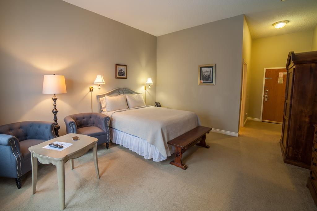 The Woodlawn Inn Кобург Екстериор снимка