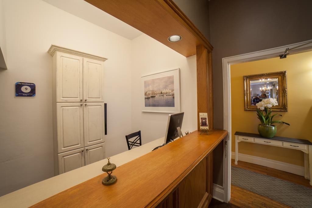 The Woodlawn Inn Кобург Екстериор снимка